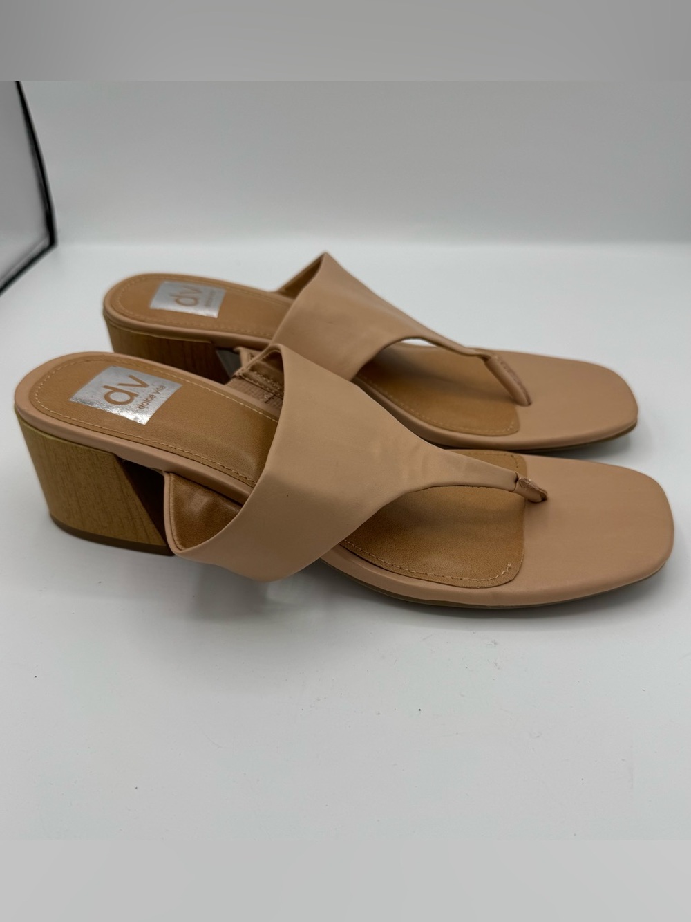 Dolce Vita Sammara Sandals Tan Neutral Block Heel Size 9 minimalist everyday